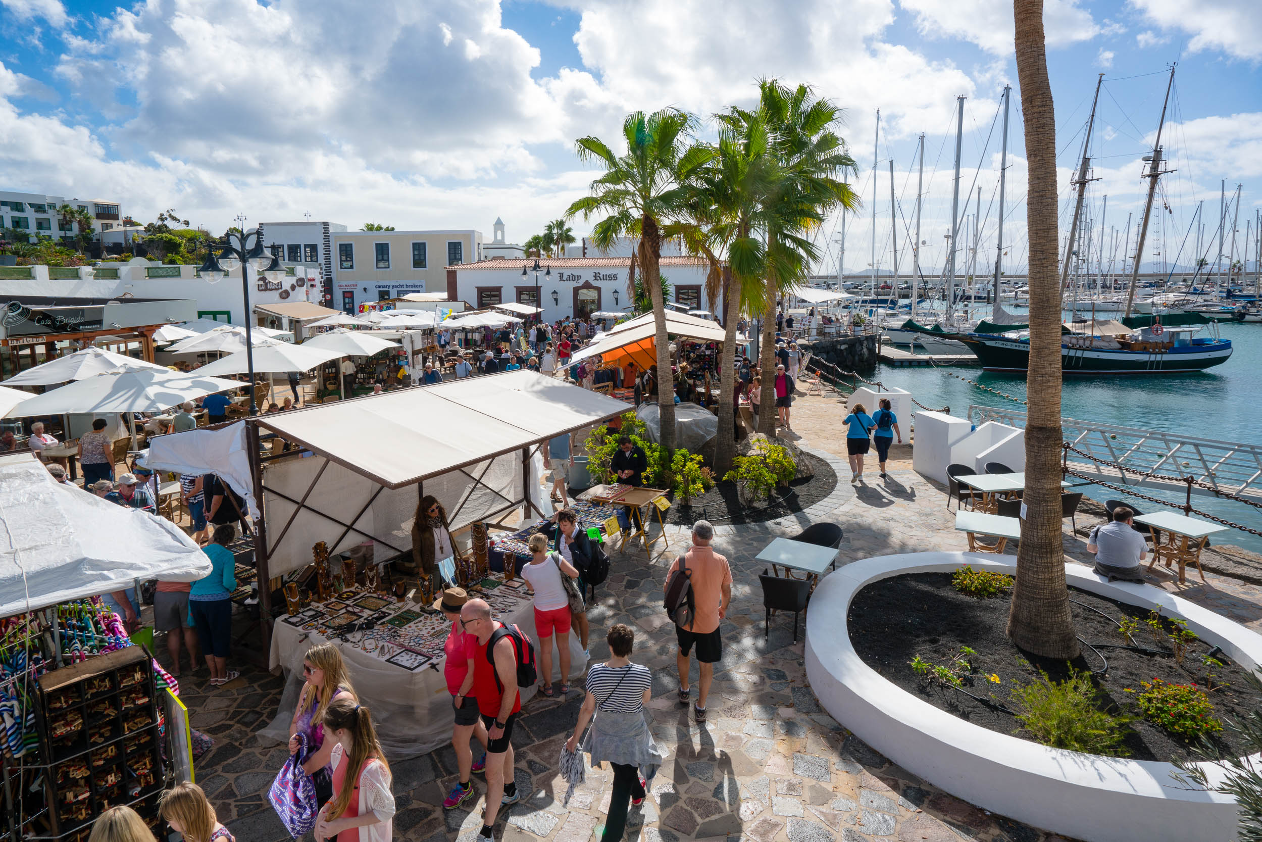 Lanzarote Shopping tour from Caleta de Fuste